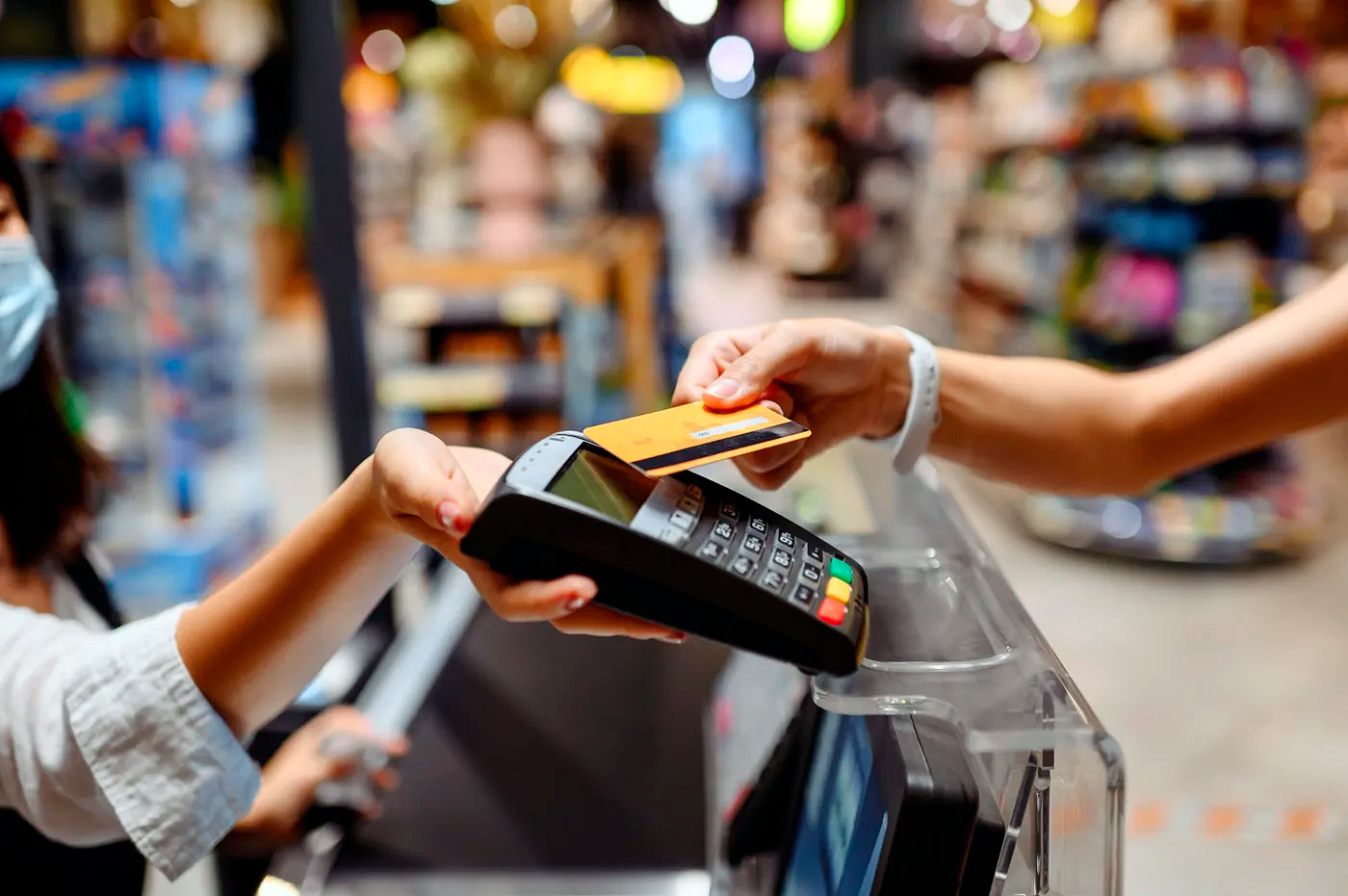 crece la morosidad de las familias argentinas por las compras con tarjeta de crédito