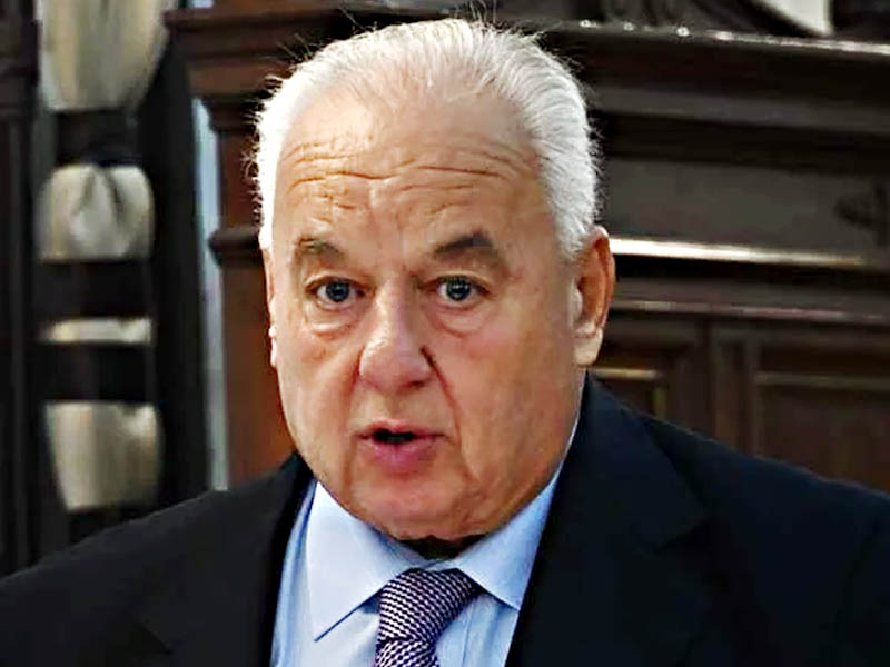 Resistiré hasta noviembre de 2026: Rafael Gutiérrez se va con Roberto Falistocco