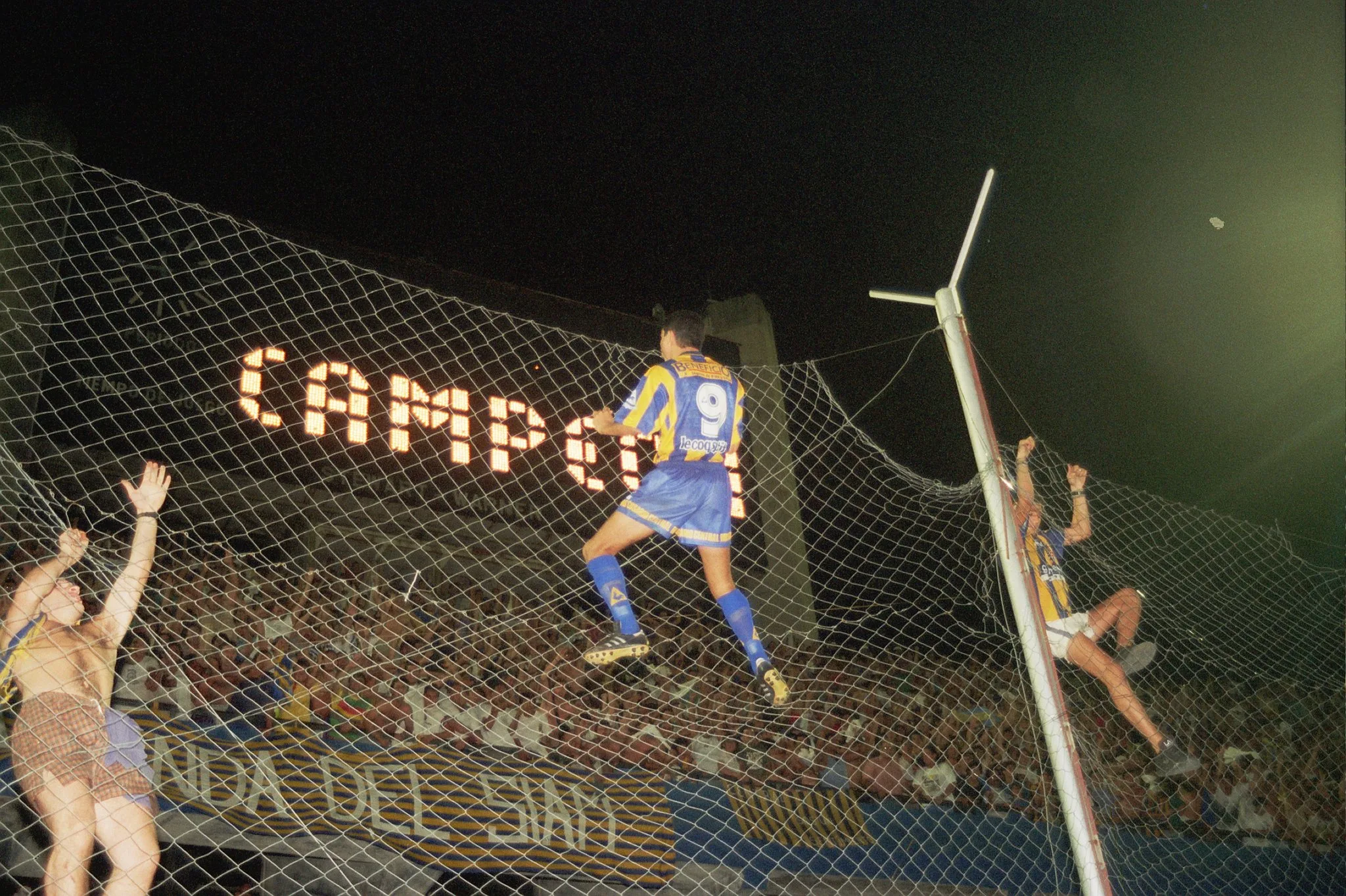 A 30 años de la estrella dorada: la hazaña de Central en la final de la Copa Conmebol del 95