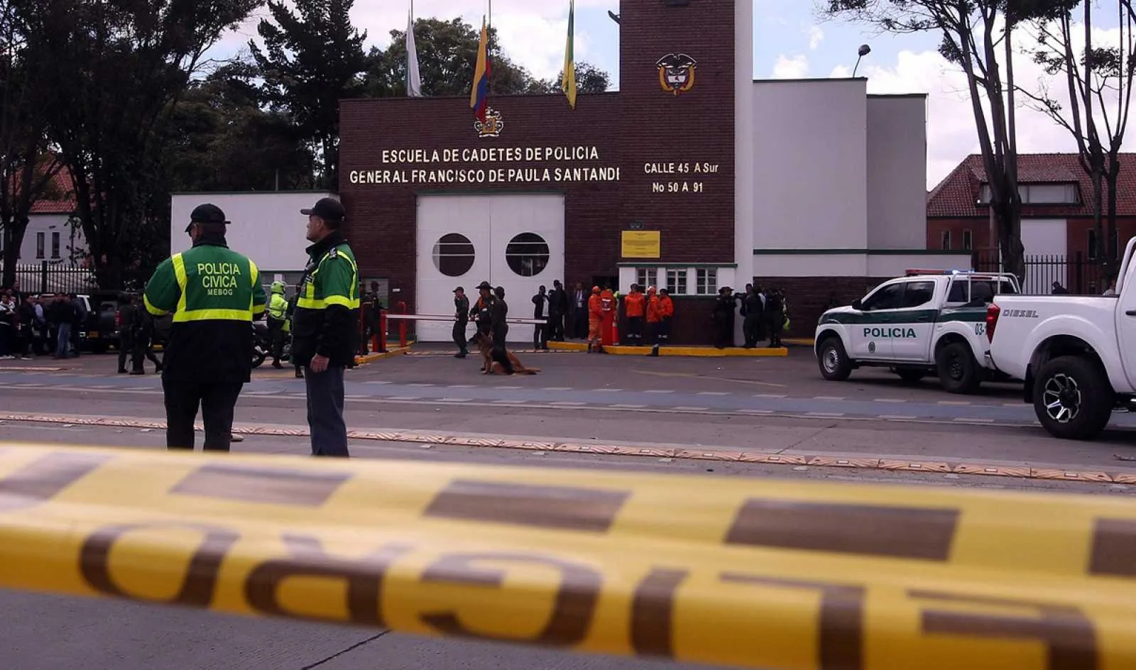 Duelo en Colombia: son 21 las víctimas fatales del atentado en Bogotá