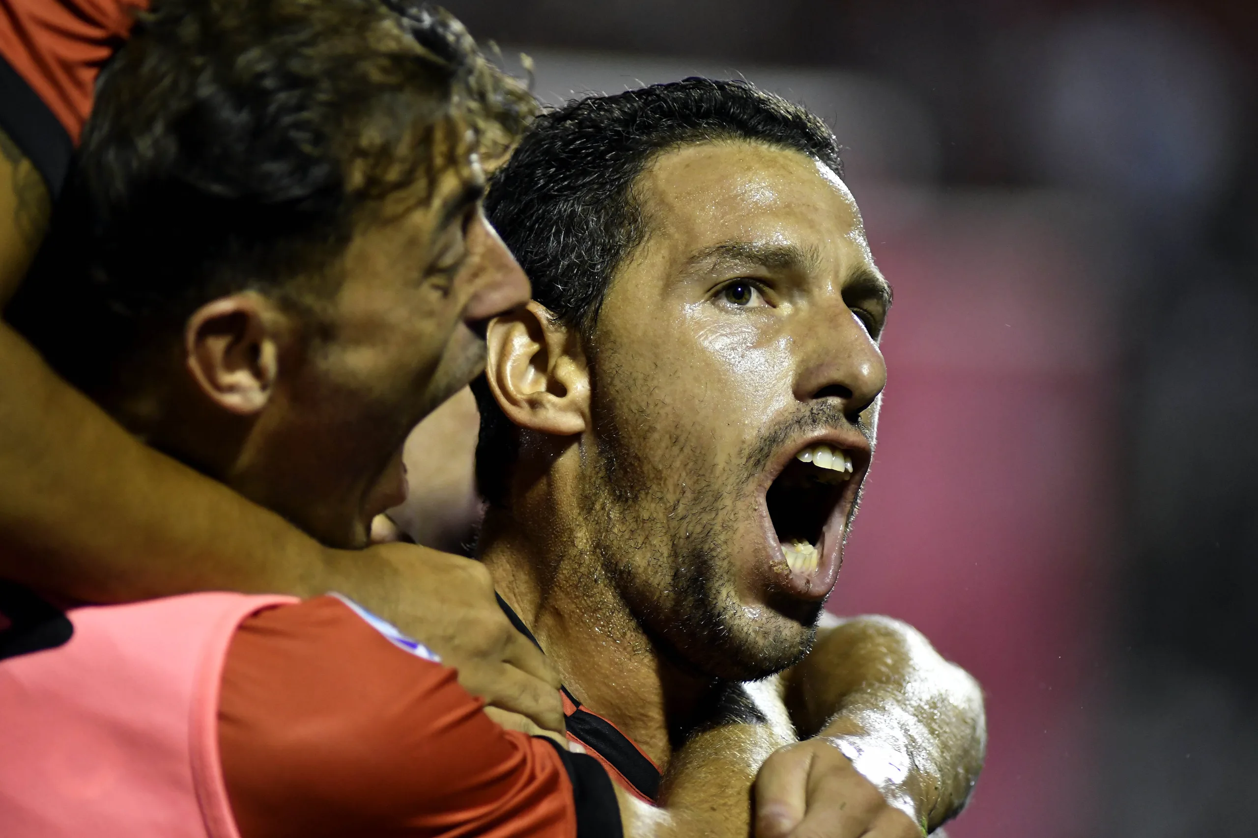 Maxi volvió y metió un golazo, pero no alcanzó: fue 1-1 con Boca
