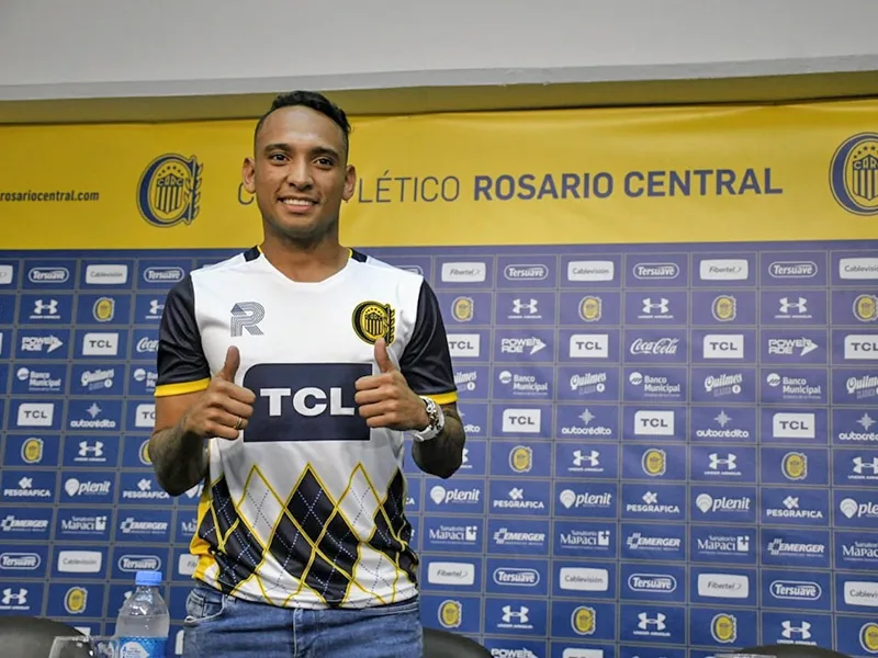 “Vengo a un club grande de Argentina que quiere pelear cosas importantes”