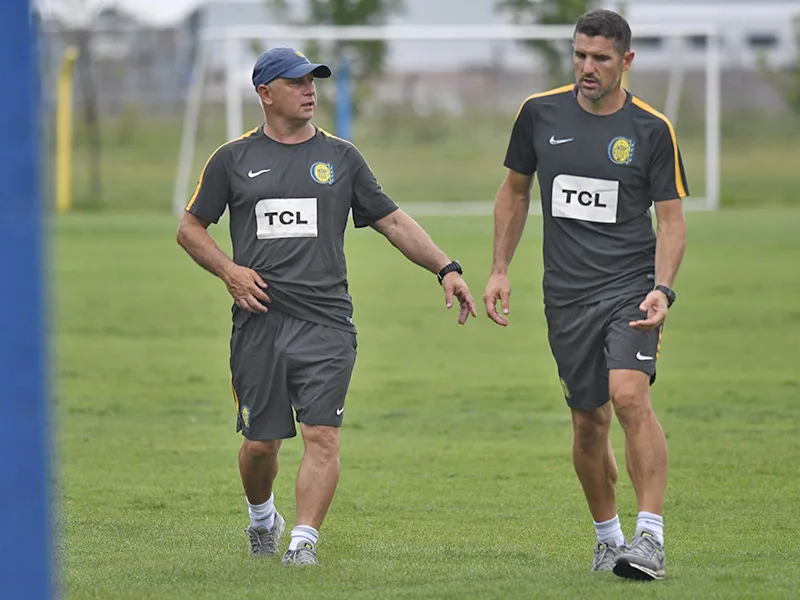 Militano, preparador físico de Central: “Ortigoza corre a la par de Gil”