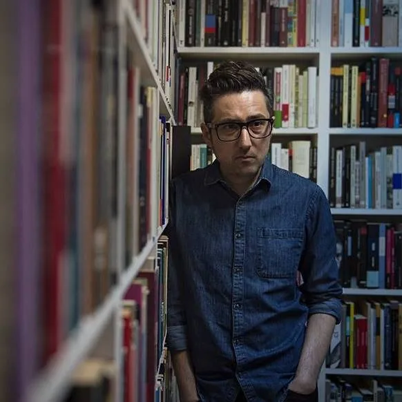 El escritor rosarino Patricio Pron ganó el premio Alfaguara de novela