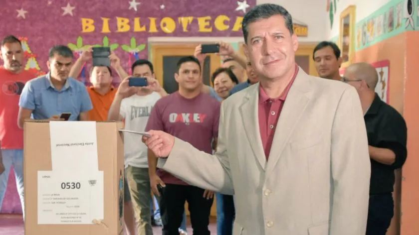 En La Rioja ganó el "Sí" y Casas podrá ir por la re-reelección