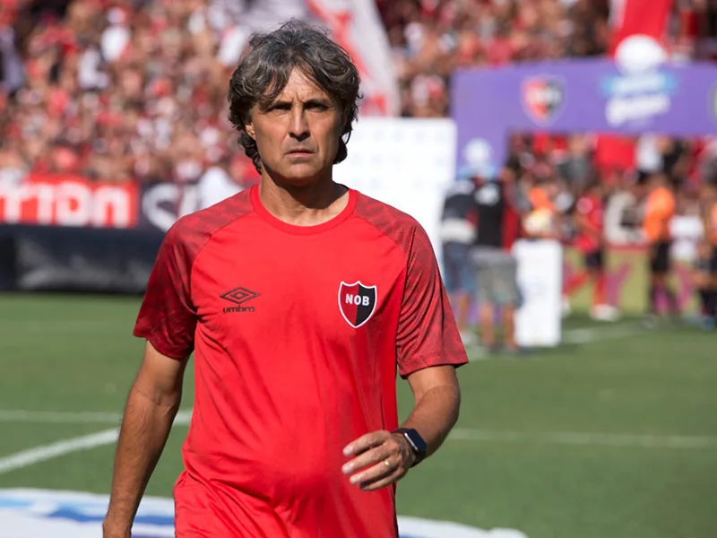 Bidoglio deberá improvisar en el fondo para recibir a San Martín de San Juan