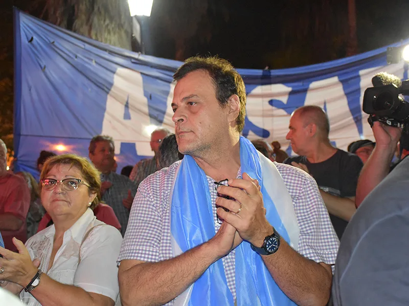 Asaltaron a Di Cosco, titular de los Panaderos de Rosario