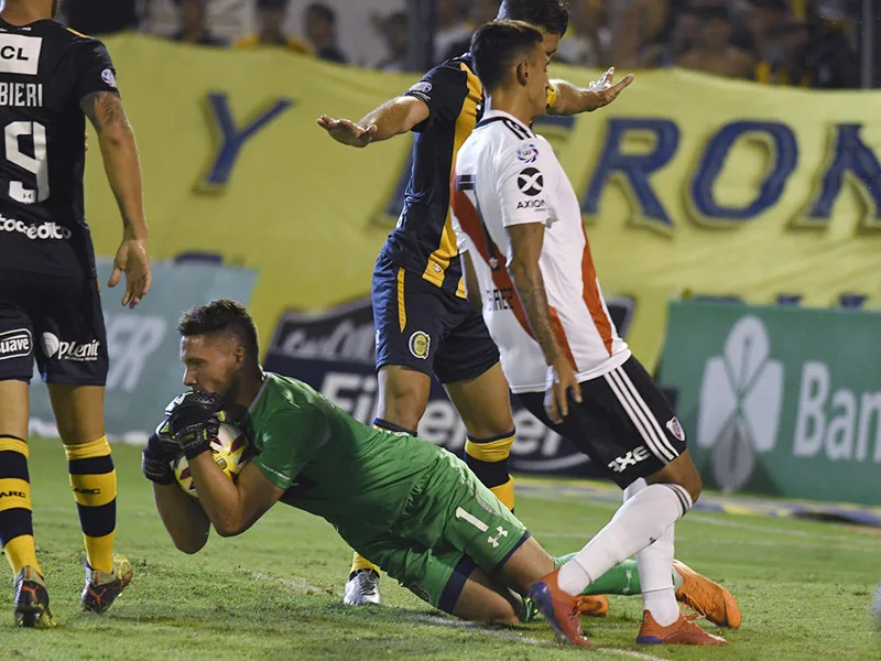 El uno x uno del Canalla: Ledesma, el más destacado