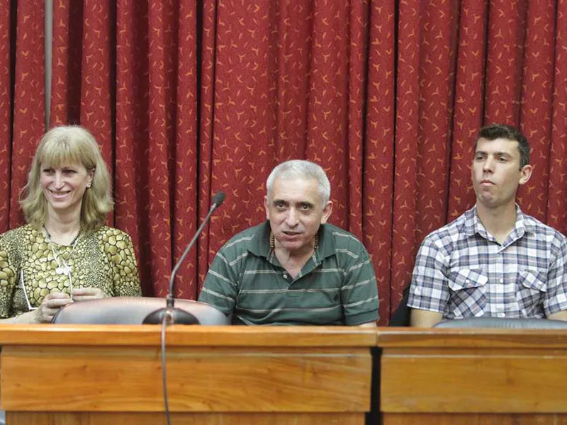 Confirman duras penas a los abuelos maternos y el tío de un menor abusado