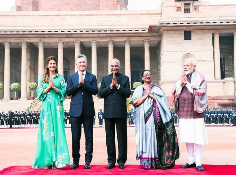 Macri en la India: turismo, homenaje a Ghandi y búsqueda de inversiones
