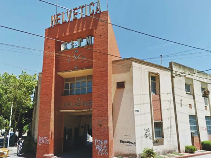 Metal desierto: Helvética busca echar a la mitad de su personal