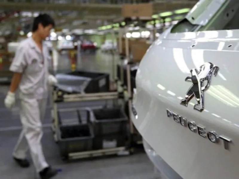 La crisis automotriz no tiene fin: Peugeot suspendió a 2.000 trabajadores