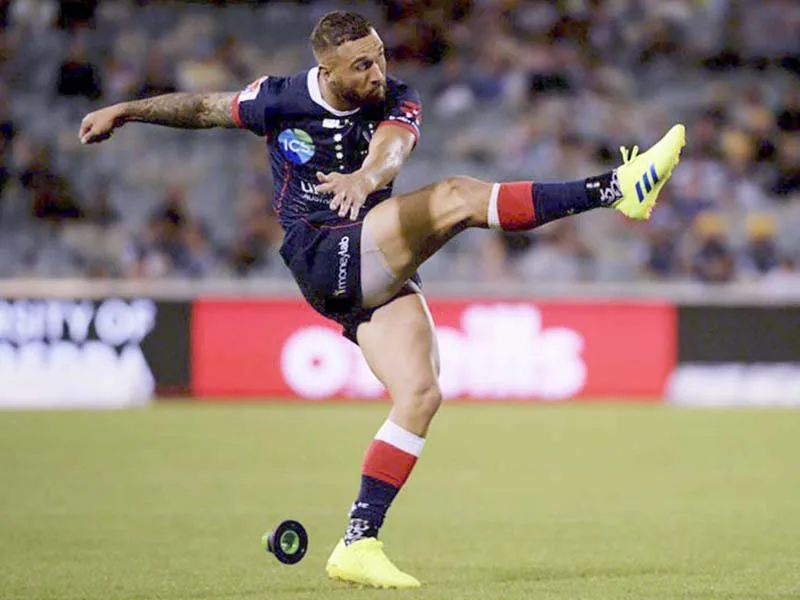 Quade Cooper estuvo con el pie derecho y anotó 9 puntos