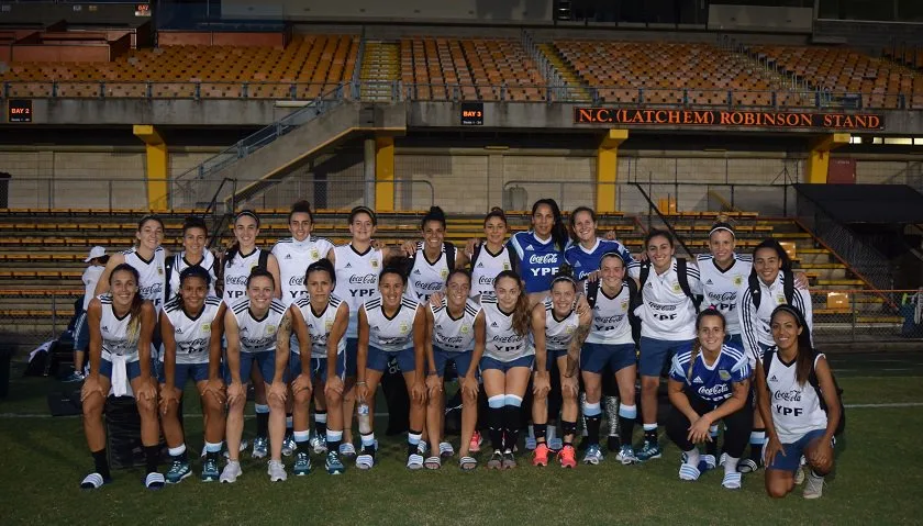 La selección femenina se pone a punto en Australia con vistas al Mundial