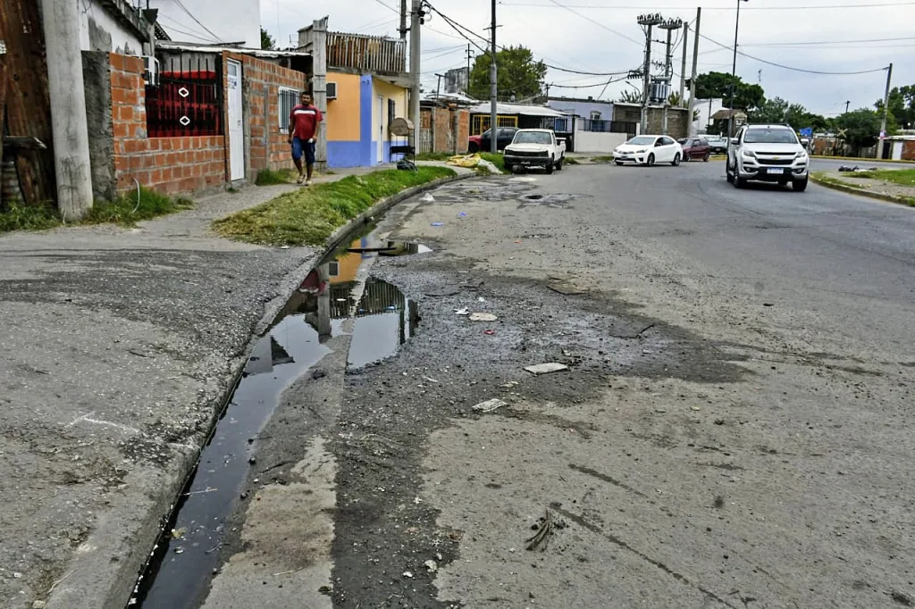 Zona oeste: sorprendieron a una muchacha y la acribillaron con una ametralladora