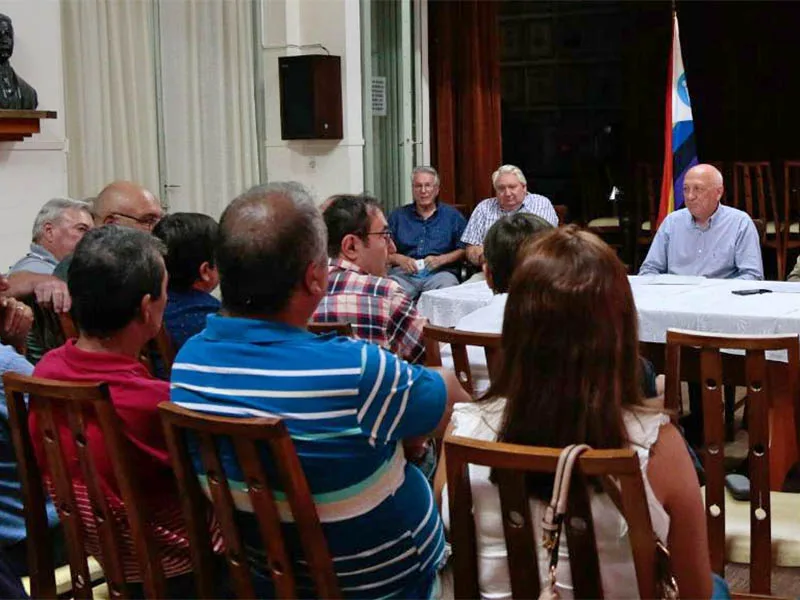 Bonfatti llamó a los ciudadanos a no arriesgar “lo que hemos ganado”