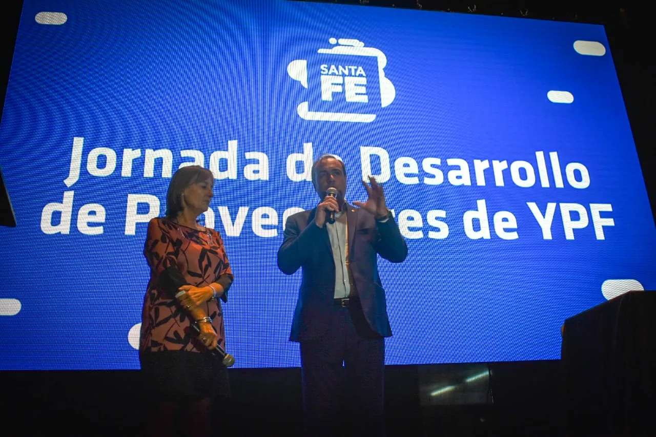 Santa Fe impulsó jornada para que pymes puedan ser proveedoras de YPF