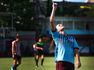 Una lucha ganada, un derecho conquistado: el fútbol femenino es profesional