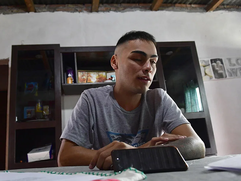 Quedó ciego en un intento de robo, puede recuperar la vista mediante tratamiento