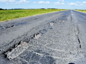Autopista a Córdoba: quieren saber qué empresas arreglarán la calzada