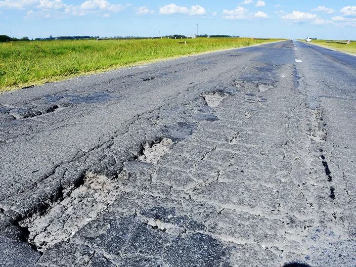 Autopista a Córdoba: quieren saber qué empresas arreglarán la calzada