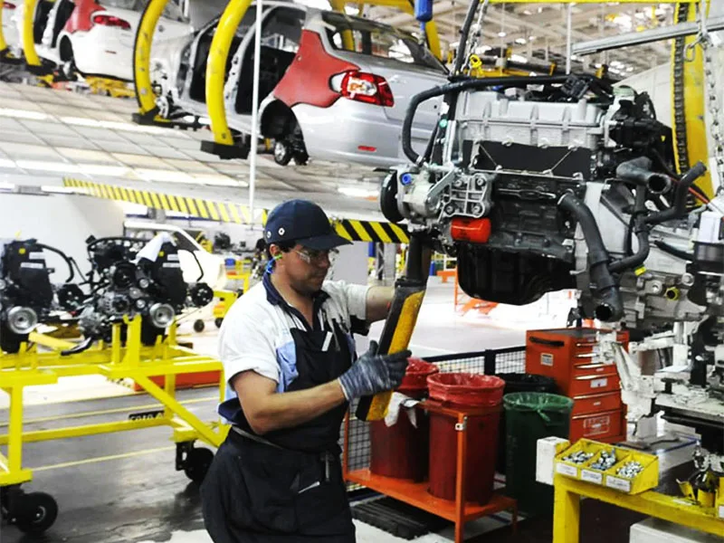 Fiat cierra su planta de cajas de cambio y suspende a 200 trabajadores