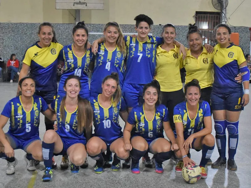Central se coronó en el Torneo de Verano