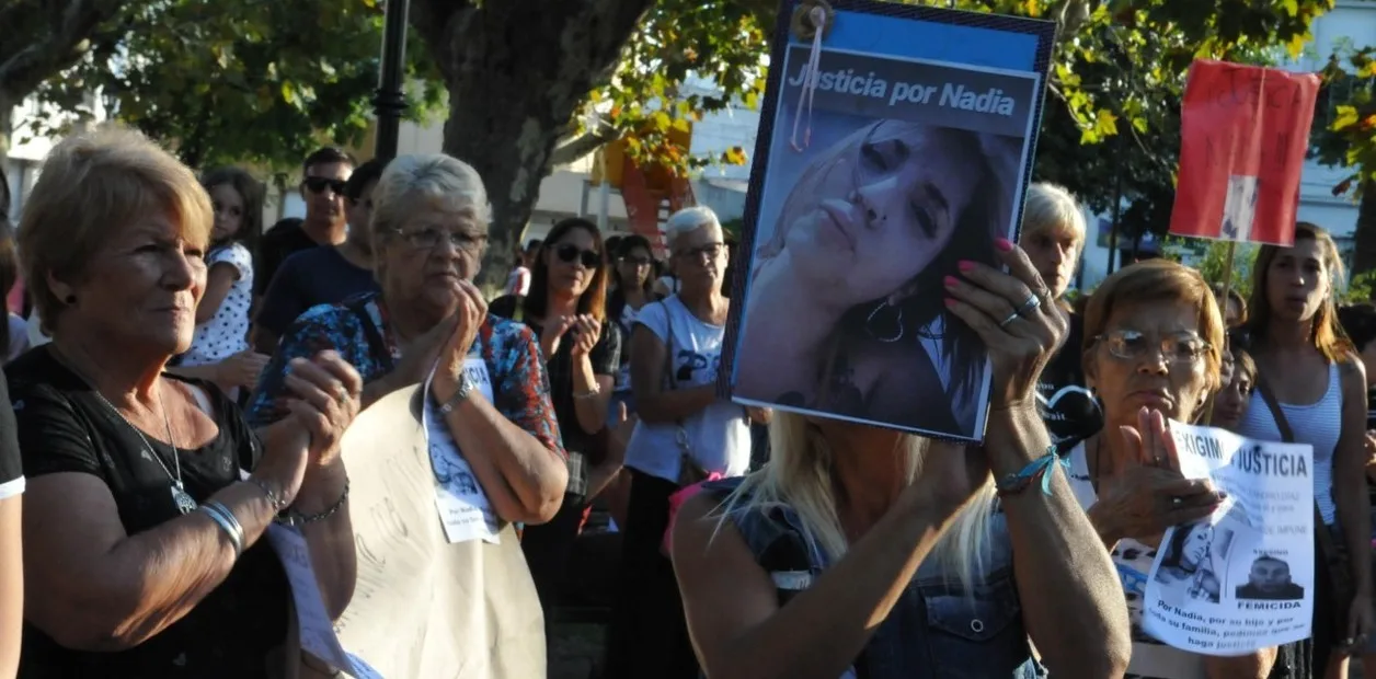 Dijo que su mujer se suicidó pero está preso por tirarla del balcón
