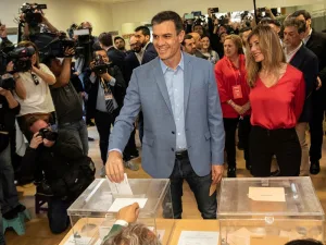 Boca de urna: ganó el Psoe pero necesitará amplia coalición para gobernar