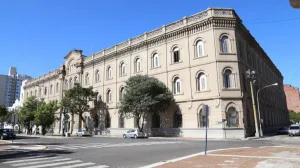 Desplazaron a docente acusada de enviar video con contenido sexual a un alumno