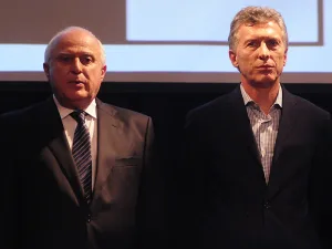 Lifschitz pidió a Macri “que no mande alcahuetes a Santa Fe”