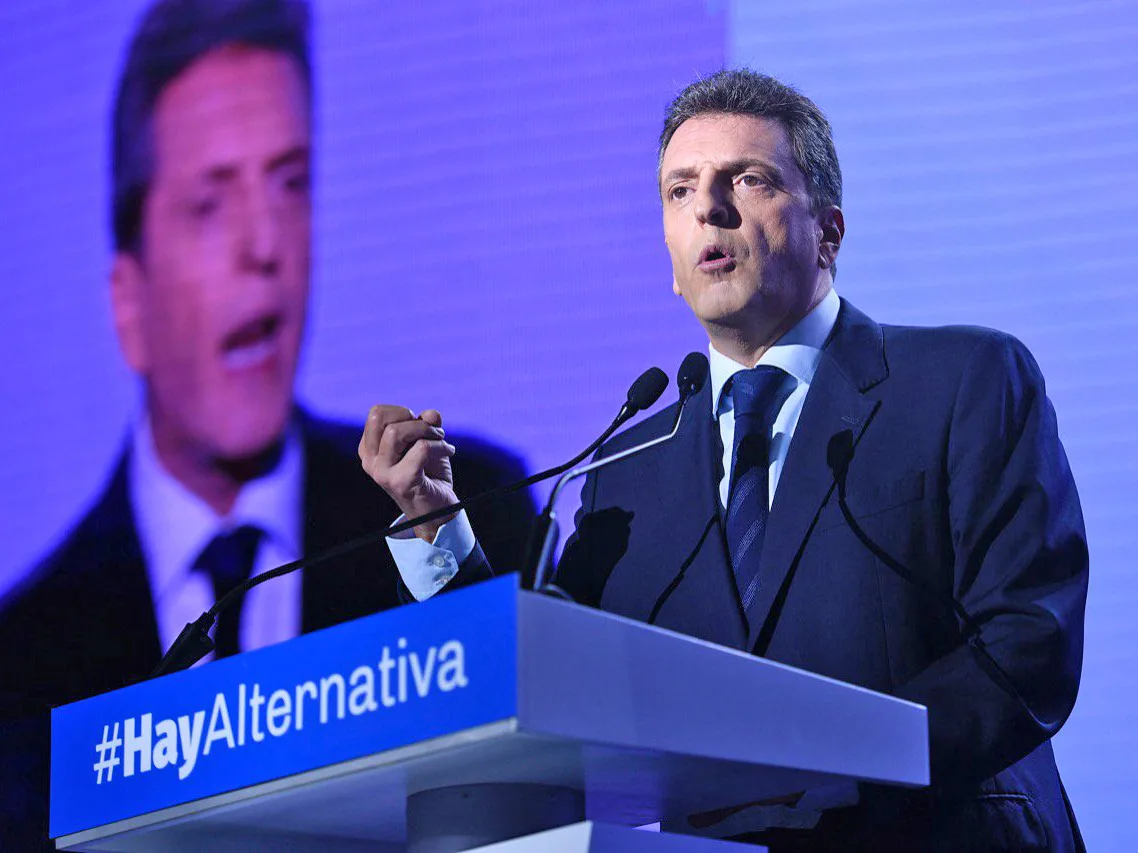 Con fuertes críticas a Macri, Massa lanzó un programa de propuestas