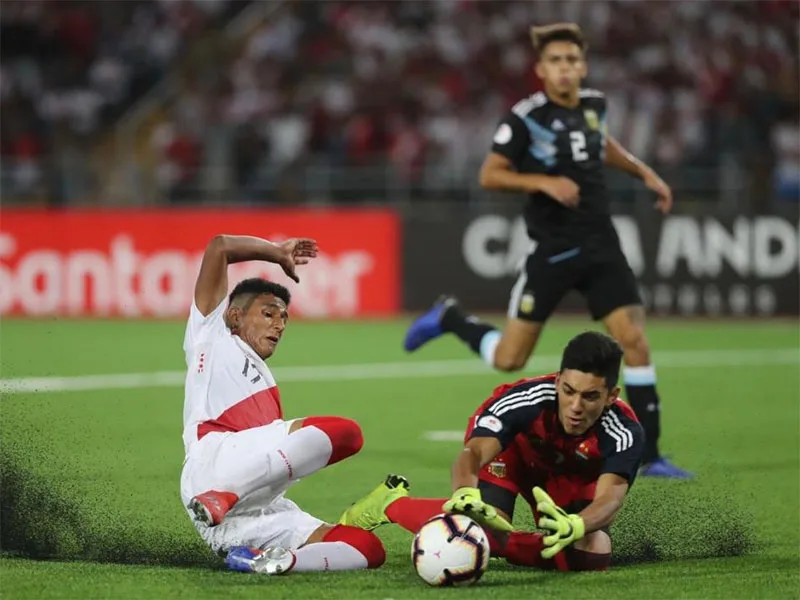 Sub 17: Argentina igualó en su debut en el hexagonal final