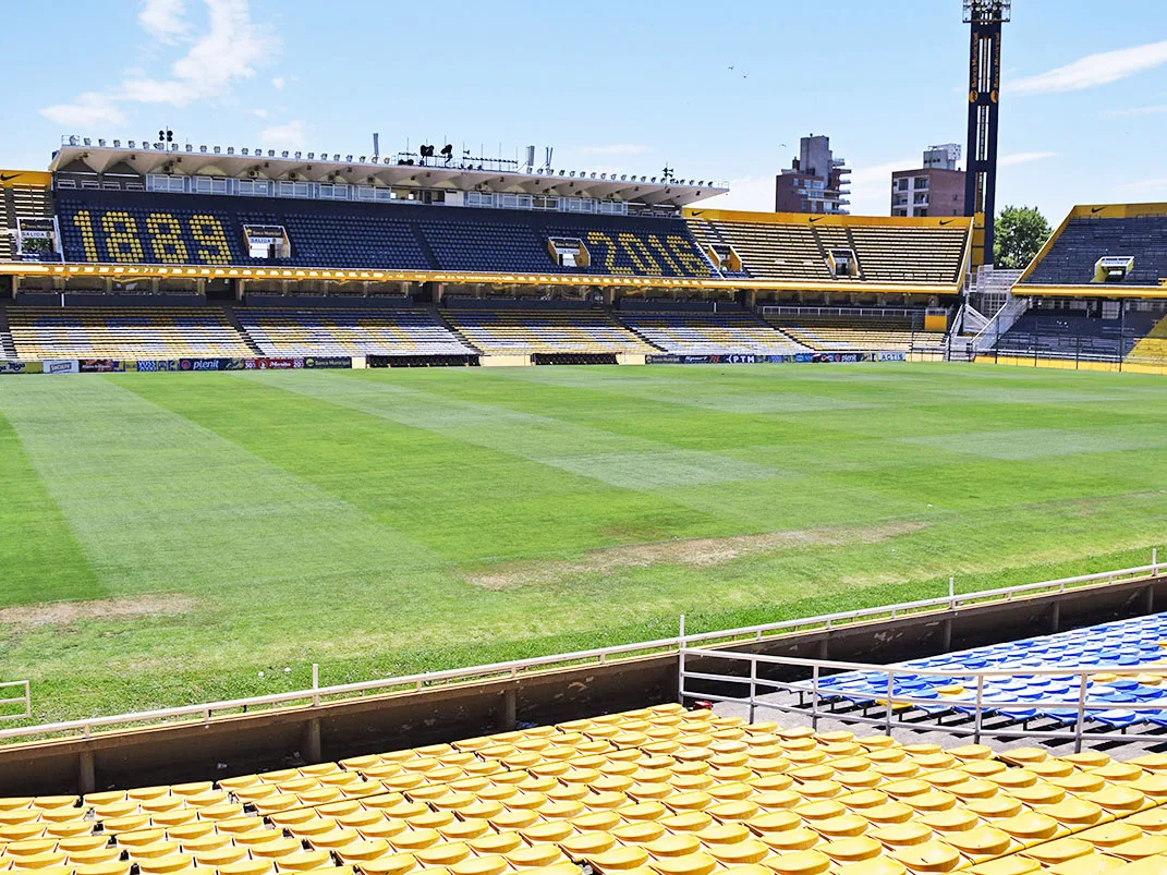 Piden que el próximo clásico rosarino se dispute en el Gigante de Arroyito