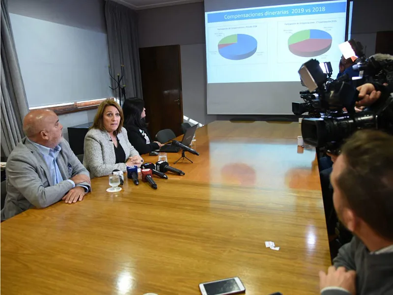 La intendenta Fein pidió al gobierno nacional que congele el precio del gasoil