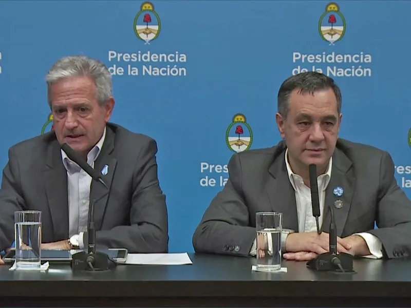 Finocchiaro sostuvo que la fórmula Fernandez-Kirchner tiene "lógica faraónica"