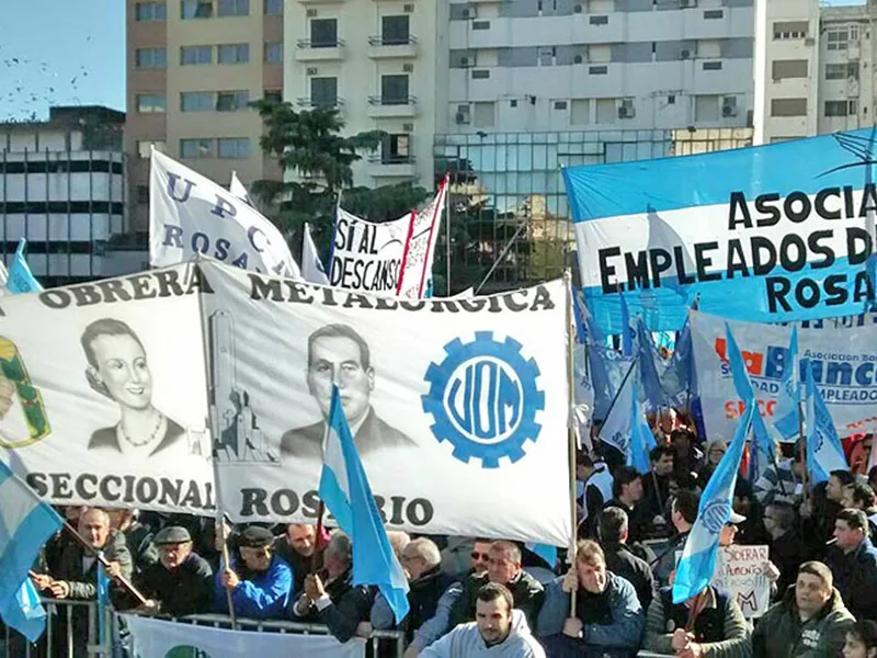 En Rosario el miércoles 29 habrá una huelga pero dos marchas