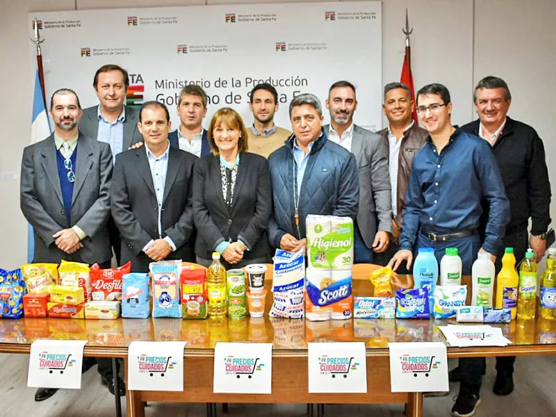 Santa Fe lanzó su programa Precios Cuidados con 21 productos básicos