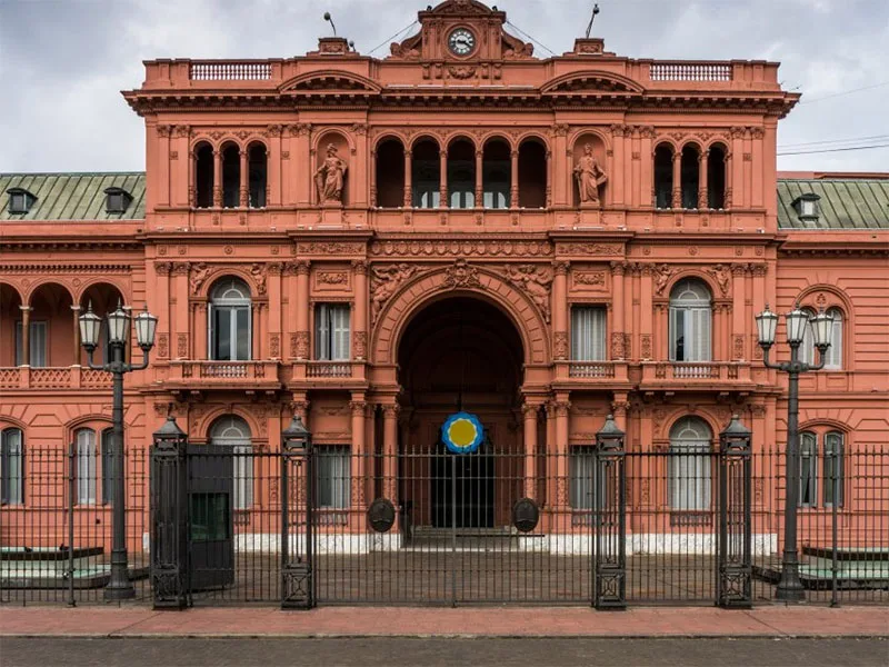 Detuvieron en Casa Rosada a un hombre armado que quiso ver a Macri