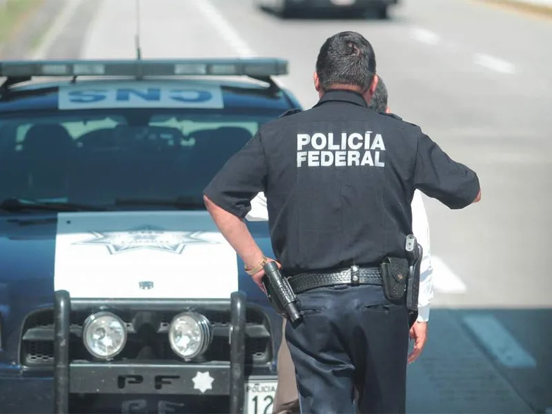 Cae banda narco integrada por militares y ex policías