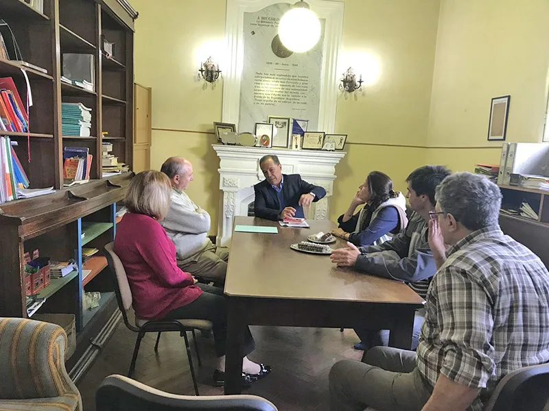 Giustiniani: “No somos levanta manos del poder”