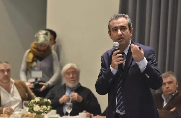 Javkin presentó su plan de gobierno ante gremios y empresarios