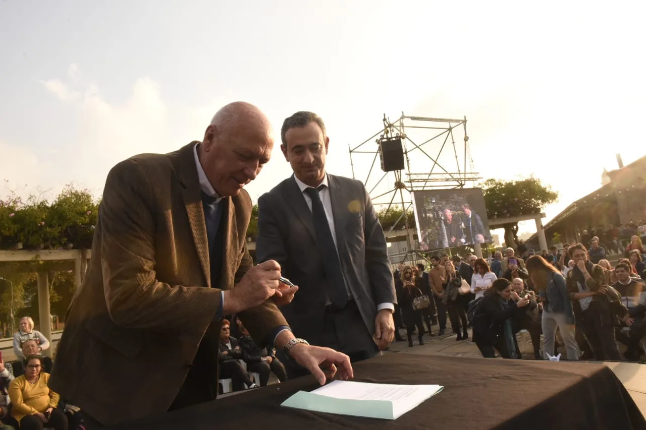 Bonfatti y Javkin firmaron un acuerdo para hacer varias obras si son electos
