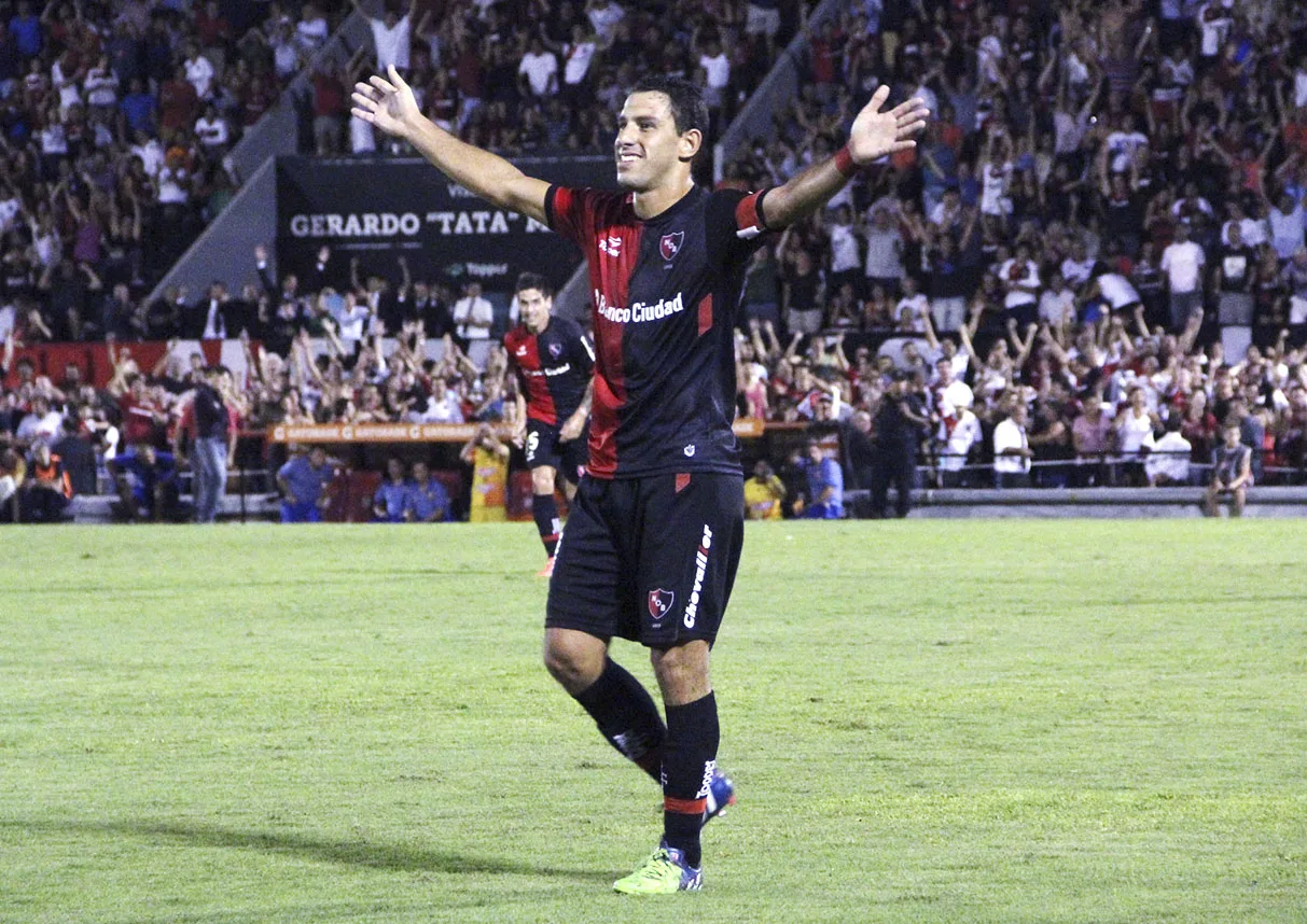 Newell's se hace fuerte en el Coloso