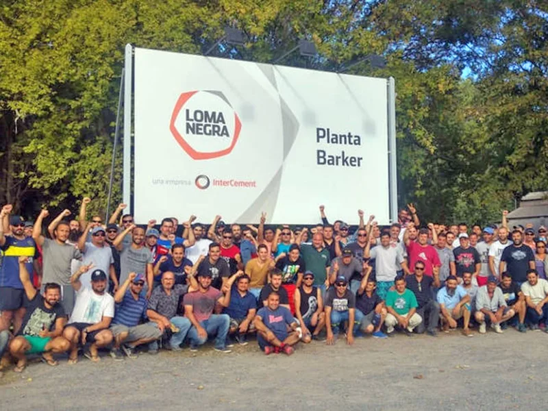 Loma Negra anunció despidos masivos por el derrumbe de la industria
