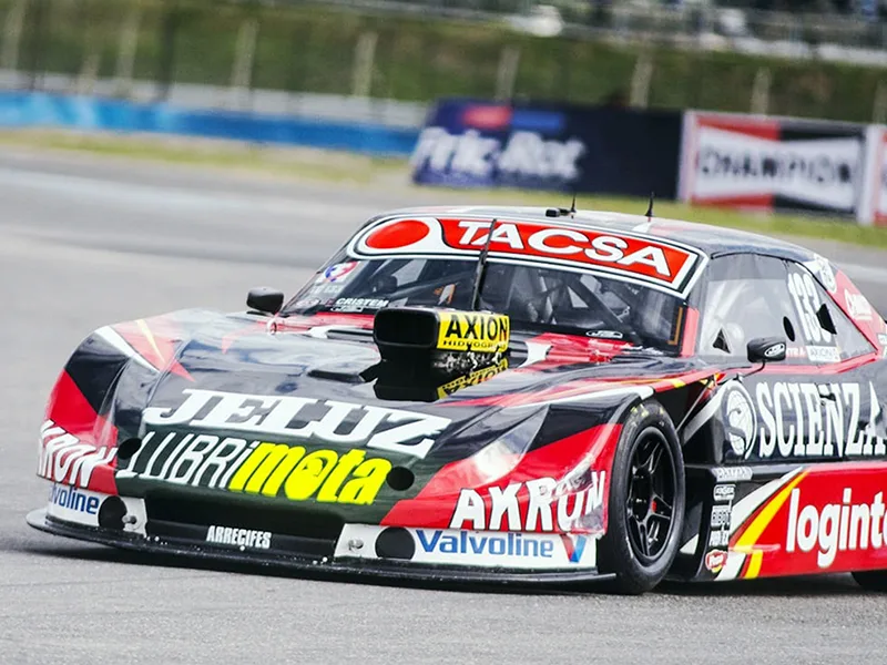 Misil volador: Matías Rossi tuvo un dominio absoluto