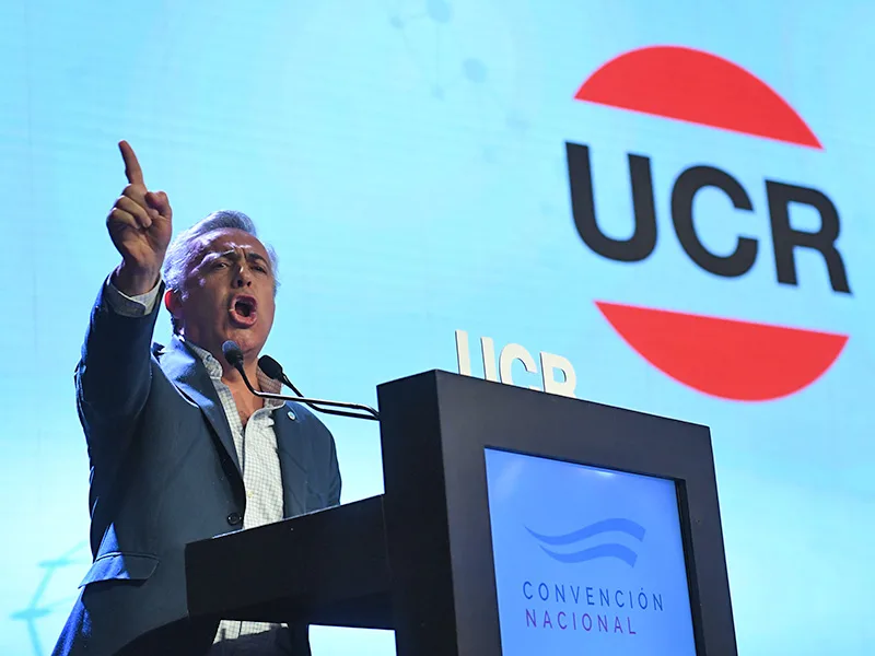 Las críticas no alcanzaron: la UCR sigue en Cambiemos