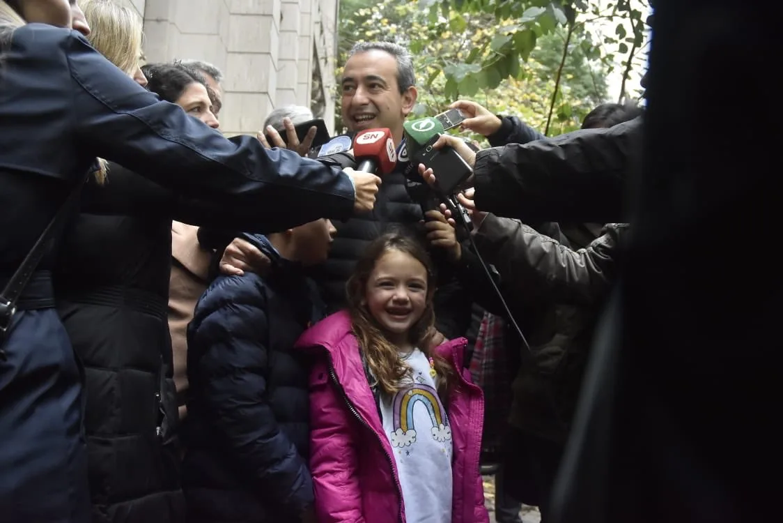 "Las mesas testigo nos dan que Javkin está un punto arriba"