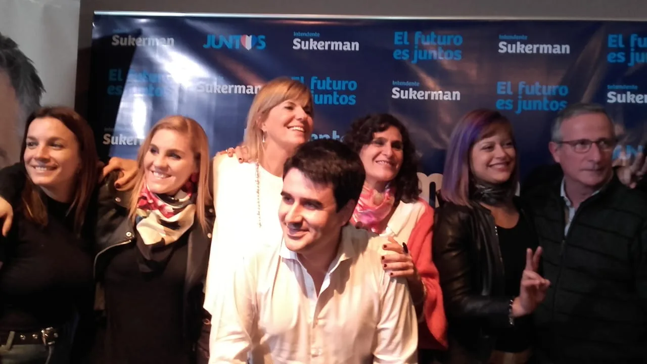 Desde el Frente Juntos hablan de "una enorme elección" de Perotti en Rosario