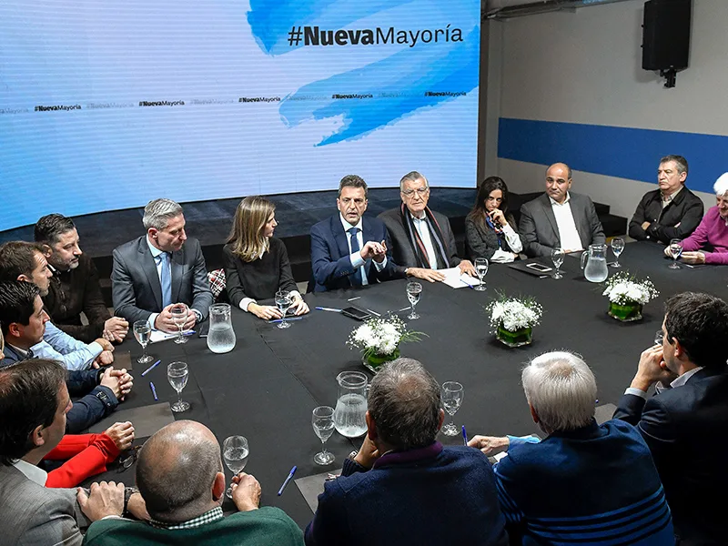 Gioja consideró "fructífero" el diálogo con Massa pero definirán este miércoles